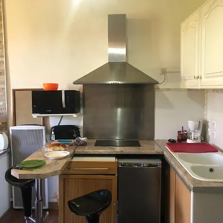 Sun Apartment *